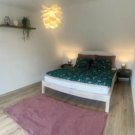 Holiday home Zeleny Dom V Raji *