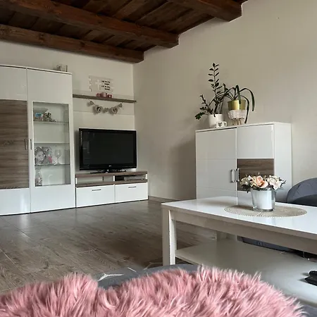 Zeleny Dom V Raji Holiday home *