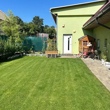 Zeleny Dom V Raji Letanovce