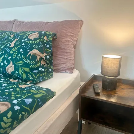 Zeleny Dom V Raji Nyaraló *