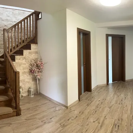 Zeleny Dom V Raji * Letanovce