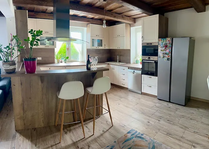 Zeleny Dom V Raji Letanovce